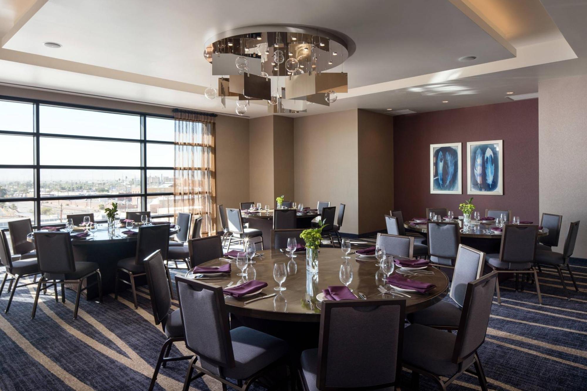 Courtyard By Marriott Phoenix Downtown מראה חיצוני תמונה