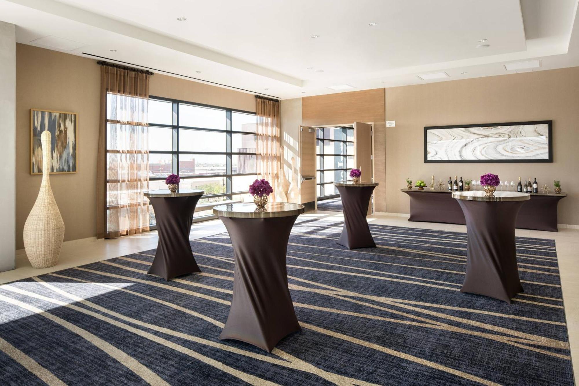 Courtyard By Marriott Phoenix Downtown מראה חיצוני תמונה