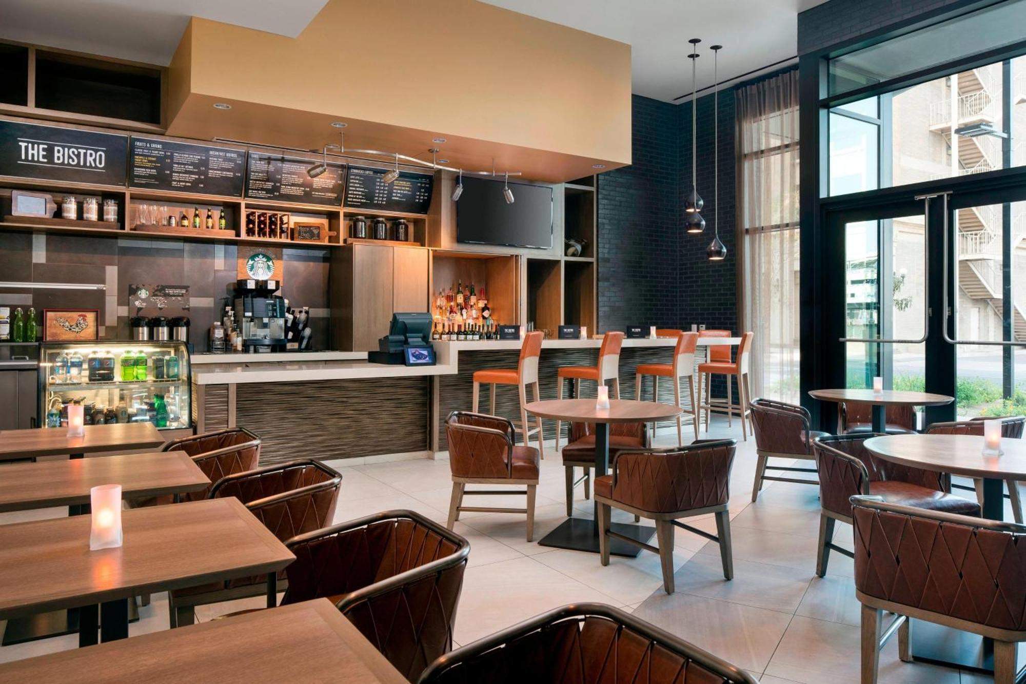 Courtyard By Marriott Phoenix Downtown מראה חיצוני תמונה